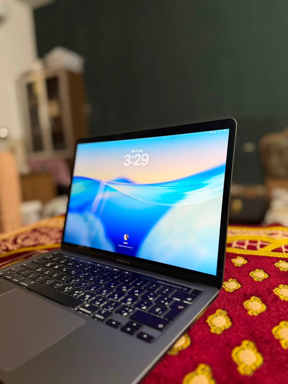 Macbook pro M1 - 2020
Ram: 8GB
Hard: 500GB
Touch bar + Touch ID
Display 13.3inch 2k
لابتوب نظيف بنسبة نظافة 95% 
شاحن والكارتون الأصلي مالته كلهن موجودات 
اللابتوب اي خلل مابي استخدامي جان برامج ادوبي 
السعر 850 الف 
مكاني بغداد الغزالية
للتواصل: ***********
