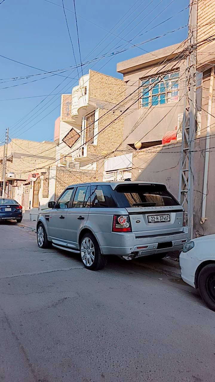 سلام عليكم رانج موديل 2006 محدث 13 مكينه كير سوبر سبورت خير من الله حداديه اماميه عندي فقط الطبلات الخلفيه  مبدل دبل ولوي  ادامه كامله وعندي تك ويل بي فطر ولحمته دواخل كهربائيات كلها بلاد رقم اربيل تريد تحويل تريد وكاله  سعرها 70 ورقه مكان السياره كربلاء رقم تلفون *********** تحياتي للجميع تبريد شغال بس نقص غاز كمبريسر جديده حاويه شديت  فول مواصفات ثلاجه قطعتين تبريد
