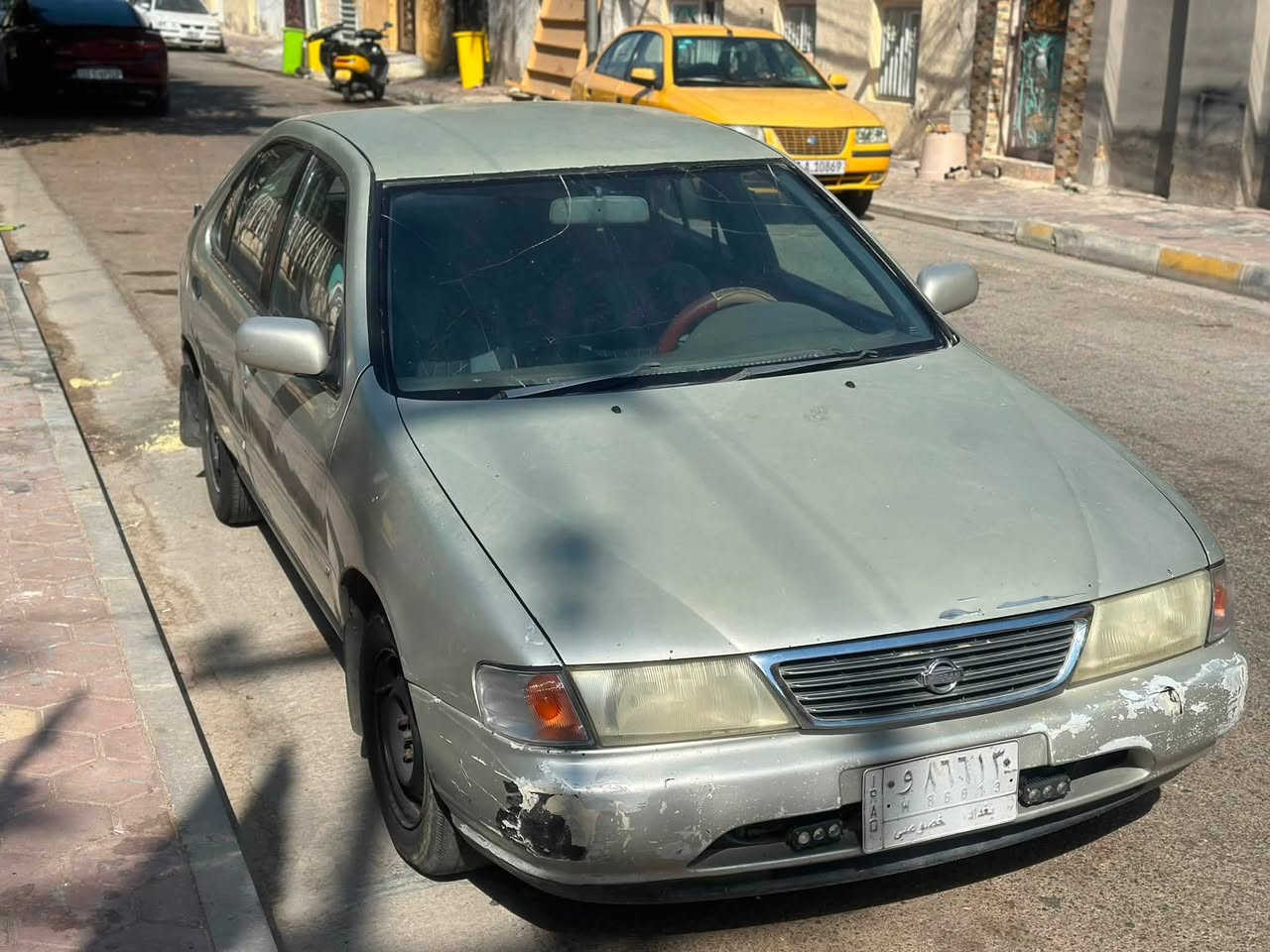 السلام عليكم
نيسان سني مديل 1995
كامله من كل النواحي محرك وكير جديد
راعيها الشرعي ب العزيزية شرط المداور 
والسياره الكاهربائيات كلها شغاله صرف البانزين جداً ممتاز 
⁉️⁉️السعرر 38 ⁉️⁉️
رقم بغداد 
للستفسار الاتصال على *********** 
مكاني واسط الكوت دور العمال

