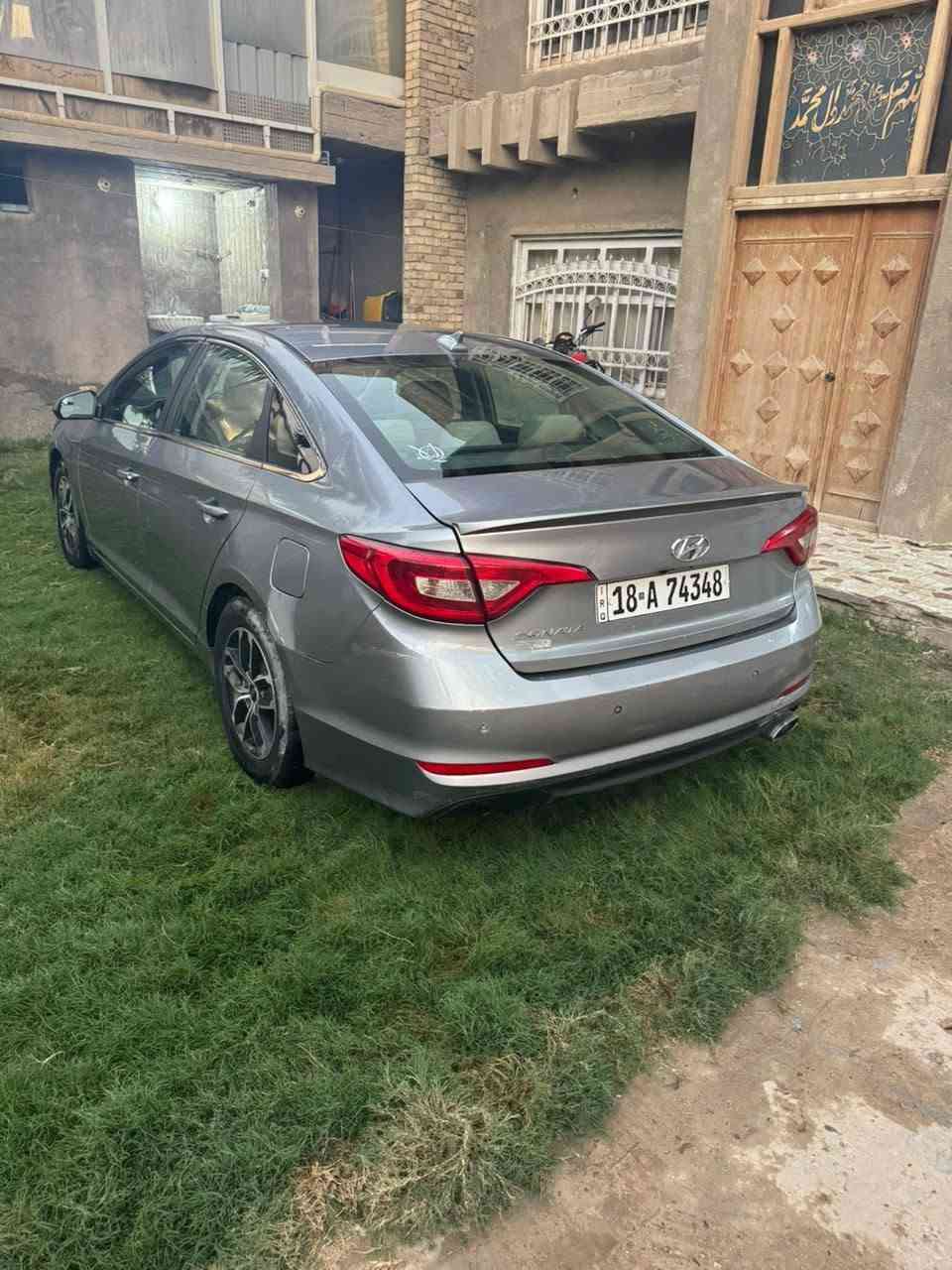 السلام عليكم
هونداي سوناتا 2016 وارد امريكي 
حادثها جامغ خلفي وره السايق . وبيها بعض الاماكن تكحيلات . السياره حلوه جاهزة من كلشي تدفئه وتبريد شغال حداديه خير من الله دواخل حلوه مكينة بلادي ما مفتوحه جي دي اي . رقم بابل باسمي تحويل ثاني يوم . السعر 112$ وبيها مجال بسيط . مكاني بابل حي الحسين . *********** اتصل وبيك خير وتدلل . غير متواجد على الفيس ...
