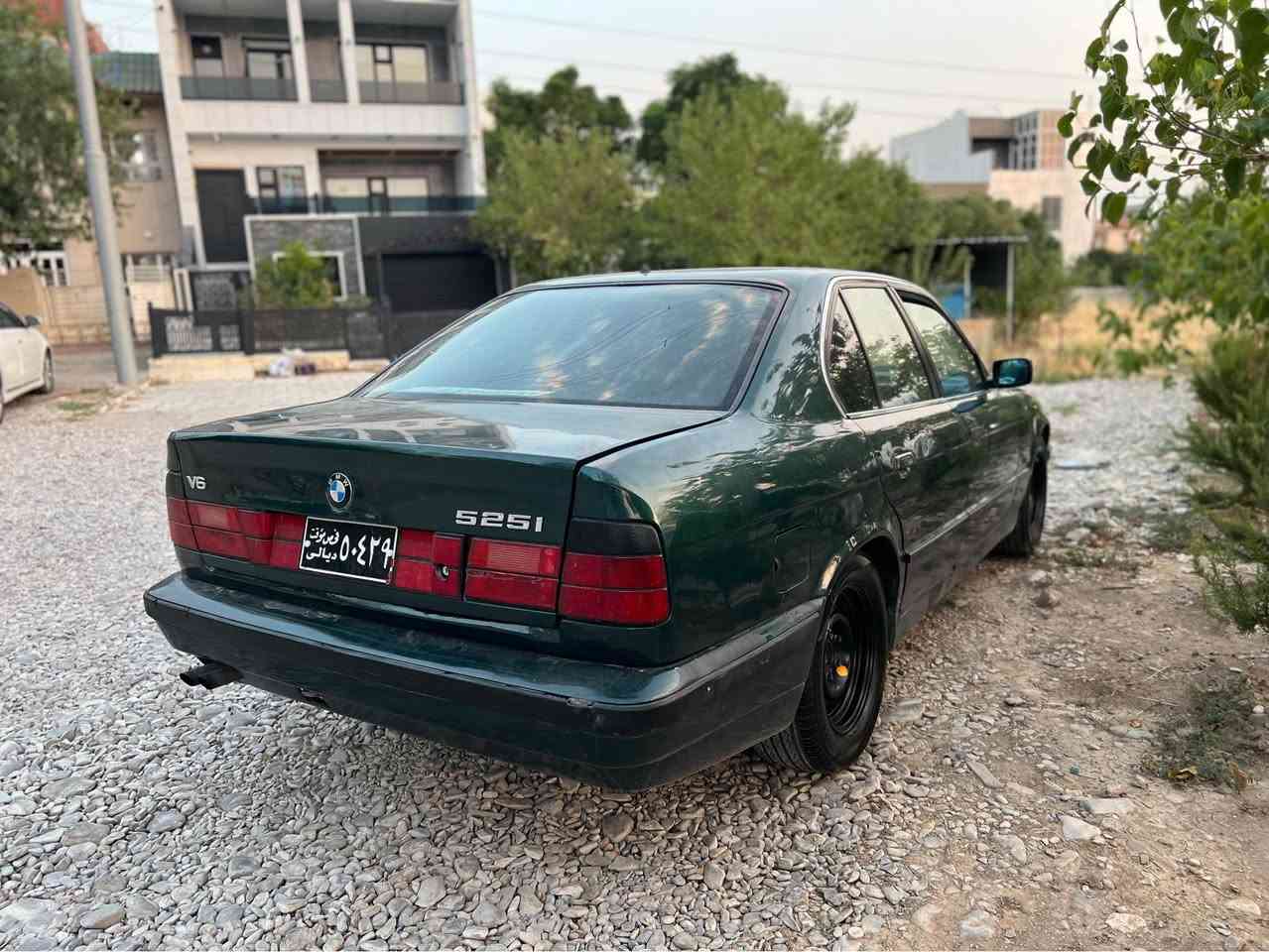 Bmw 525 گێڕ عادی 
مۆدێل ١٩٩٣ 
٤ تایەی لۆكی لەسەرە ٤ ڕۆژە بۆم كڕیوە
گێڕو مەكینە و. ئەكسل بەشەرت 
سەنەوی لەگەڵە 
شوێن سلێمانی 
سعری ٢٤$ مەجالێكی برایانەی تیایە 
*********** السليمانية, العراق
