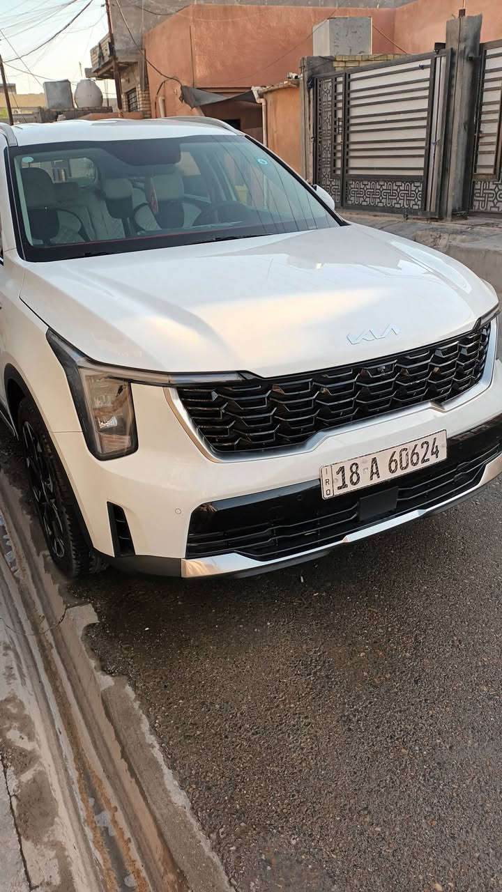 كيا سورنتو ٢٠٢٥ خليجي رقم بابل الجديد باسمي تحويل مباشر باي مكان
لون ابيض محرك ٦ سبعه راكب 
٢ كشن كهرباء السياره الارضيه مغلفه جلد مع الكشنات ٣ قطع تبريد مري شفط شفتات بالاستيرن تحكم جهتين تبريد لمس داتا شو ويل ٢٠ ماشيه ١٢ الف ونص كم قايل للزياده مكفوله من كلشي عدا بارد صغير جدا كد اقل من الإصبع حنطه كهرباء خمس كامرات ردار جانبي مع ١٢ حساس أمامي وخلفي وجانبي  توقف خلفي ذاتي مع تشغيل عن بعد بردات خلفيه بلادي كير ماوس وسايد بريك كهرباء واضاءه محيطيه
مكاني بغداد للتواصل الاتصال 
***********
السعر المطلوب ٣٠٥ ورقه وبيها مجال السياره كلش نظيفه بالنايلون واخت الزيرو  .......

