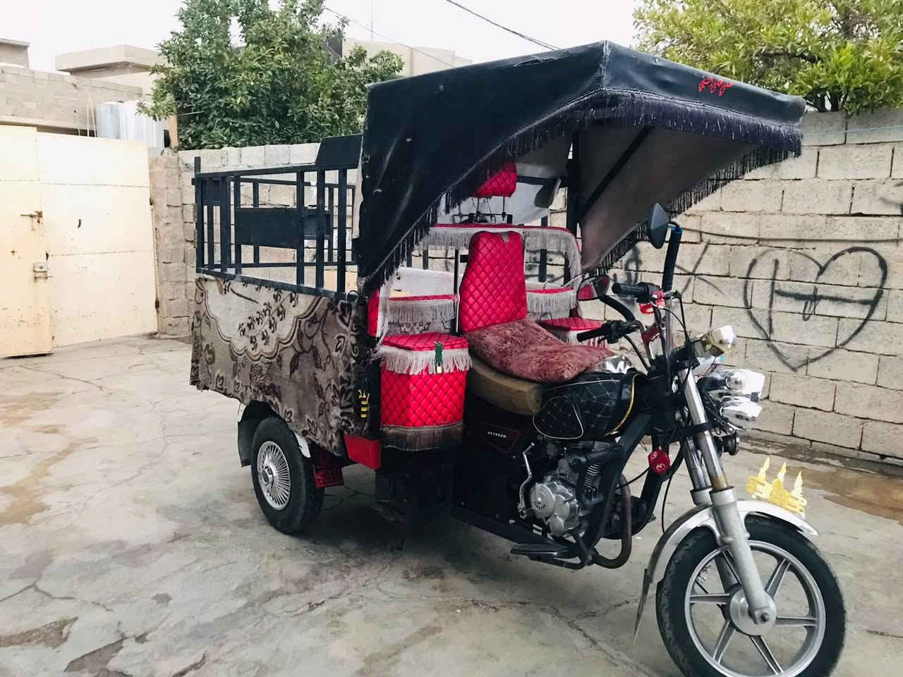 ستوته موديل 21 شاخون فحل وسط محرك 25 صفر تيايرت جديد مكفوله كفاله عامة اورق كامله او بليته هم موجوده سعر 1500 اوبيه مجال ***********

