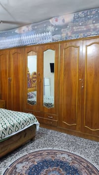 غرفه 6 ابواب مستخدمه للبيع سعره 350 بدون زاويه للتصال 07714950648
