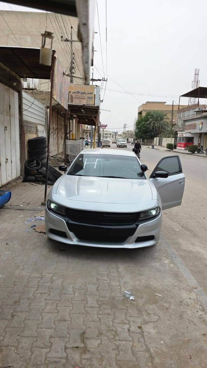 سلام عليكم جارجر بوليسي موديل ٢٠٢٣ رقم بغداد 
الممشى ٦٩ الف 
الحادث بل صور بدون ايرباك 
السيارة جديده تخم تاير جديد 
تربيد شركة سيارة جديده وما متعبوه 
السعر ٢٢٥ وبيه مجال 
للتواصل ***********

نص مكتوب في الصور:
- 000-41398973 - 01/28/2025 - IAA Inc.