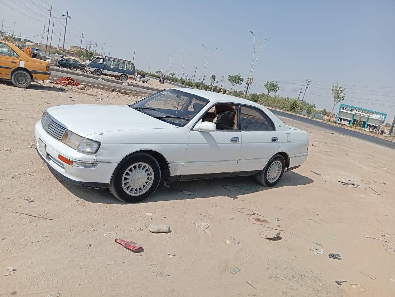 السلام عليكم عندي بطه موديل 92 رقم بصره بدون راعي عن الحلال والحرام ما واصل راعيها سعرها 17 ورقه ابوها مجال للشراي مكينه وقير شرط كهربائيات كلها شغاله***********
