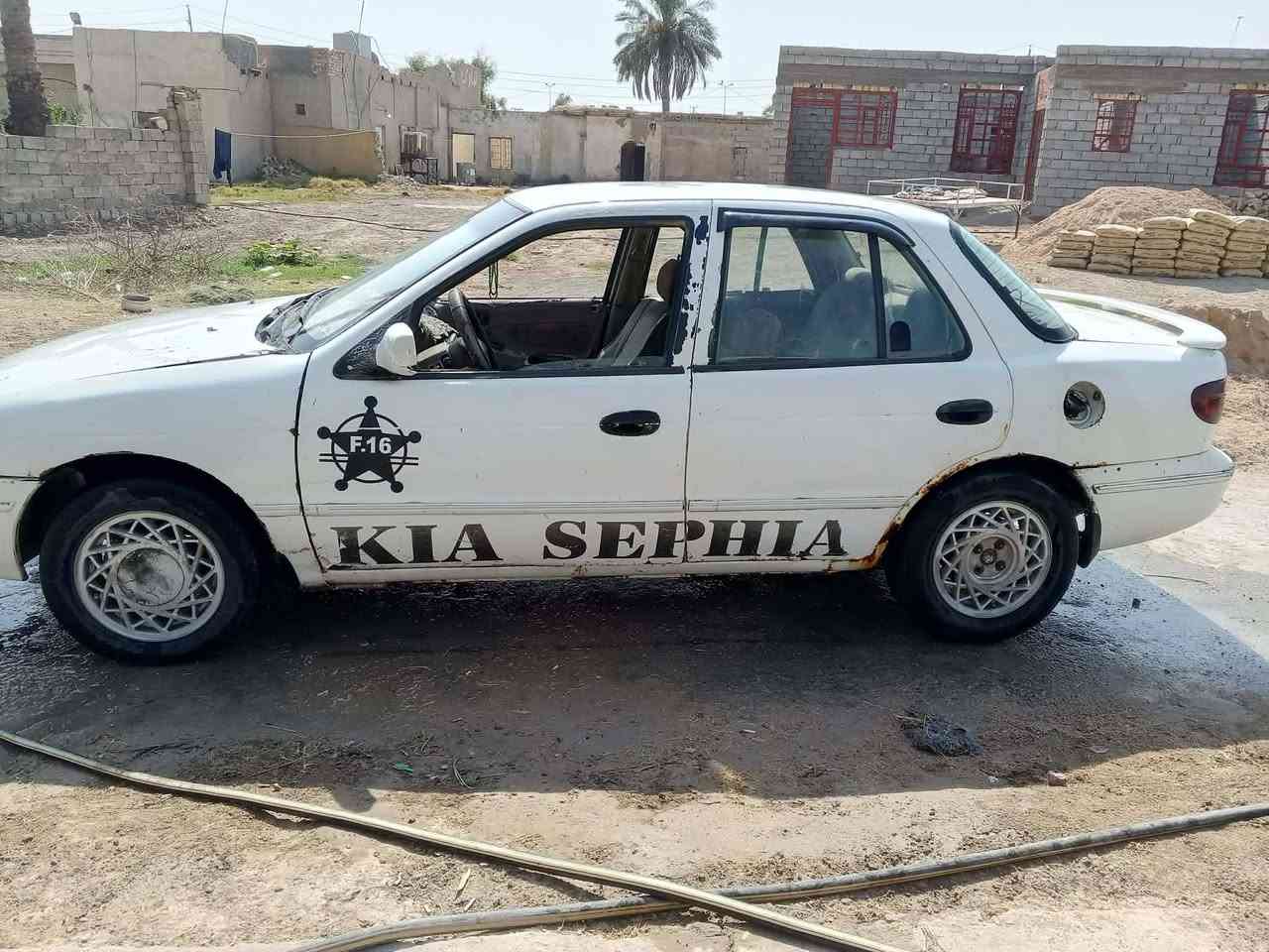 سلام عليكم سيفيه موديل 94 مكينه وكير بجيس مسكر مكان بغداد شعله ***********
