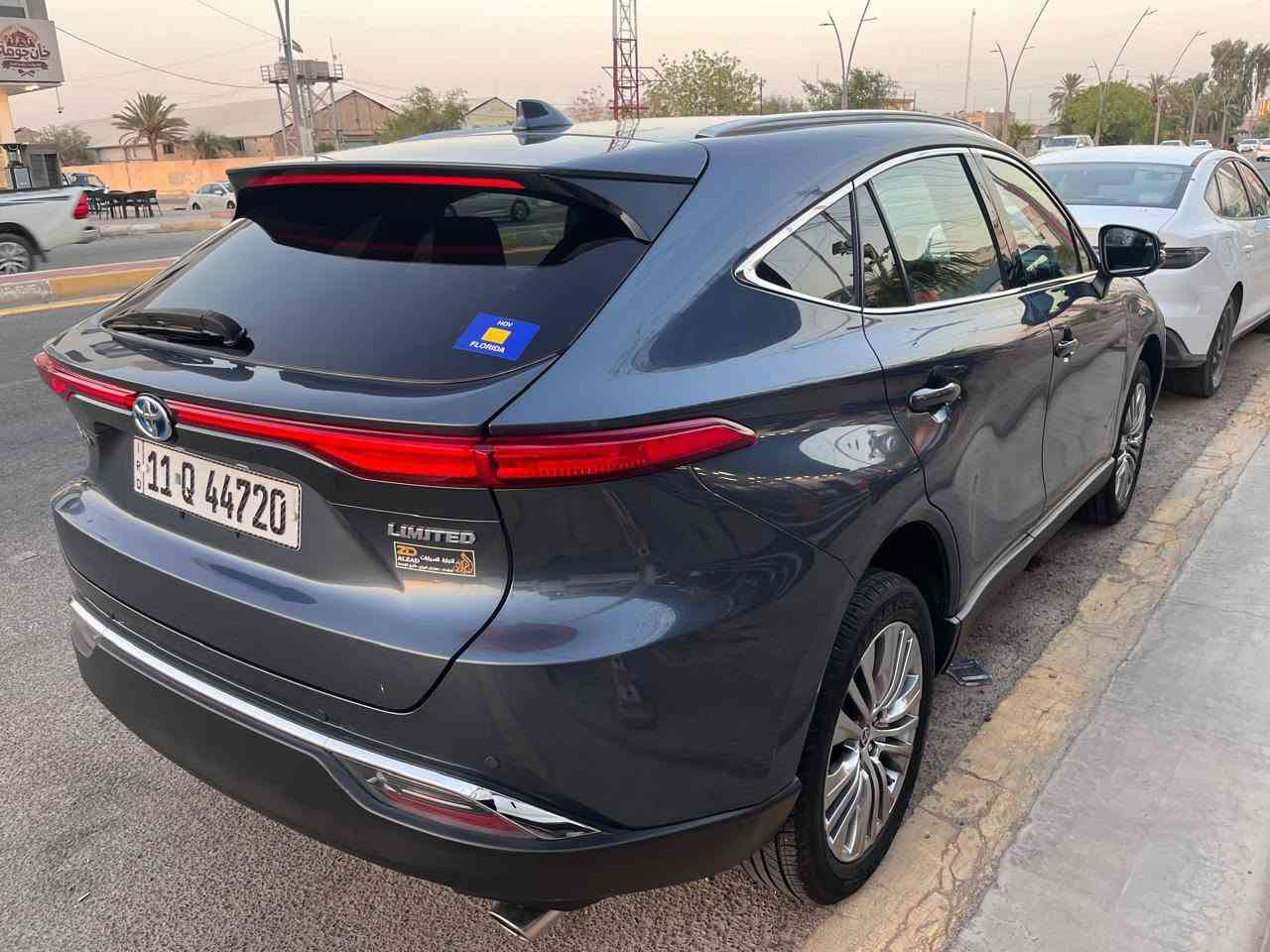 من رخصت الادمن للبيع تيوتا فينزا موديل 2023
فول مواصفات عده الفتحه 
كير محرك مكفولات
رقم بغداد بسمنه
ماشيه 160 مكانهه الانبار رمادي  للاستفسار اكثر اتصال علرقم ***********
