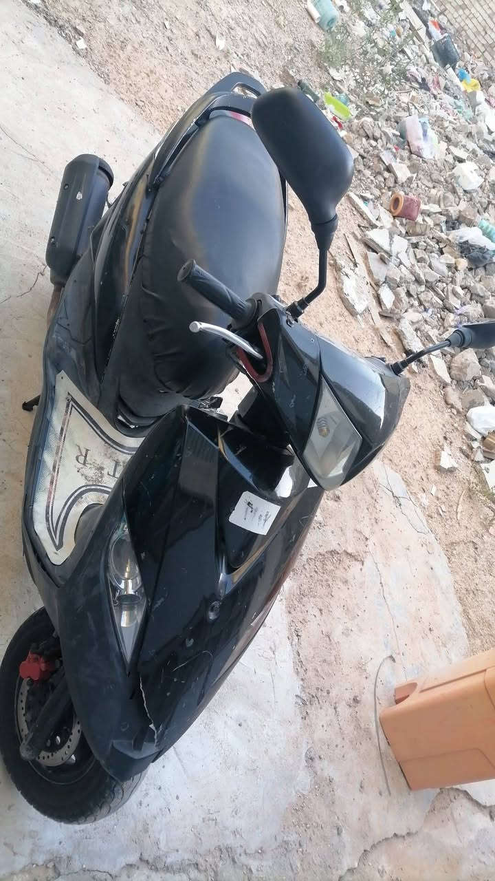 دراجه للبيع 700 ***********
