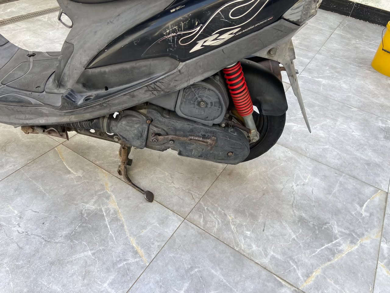 ماكس عدلة رمبة توهه طالعه دراجة جديده وبرغي ما مفتوح بيهه وختم واحد كلهه دراجة جديده   معنه كلمه نضيفه حيل دراجة مكاني بصرة رقمي ***********
