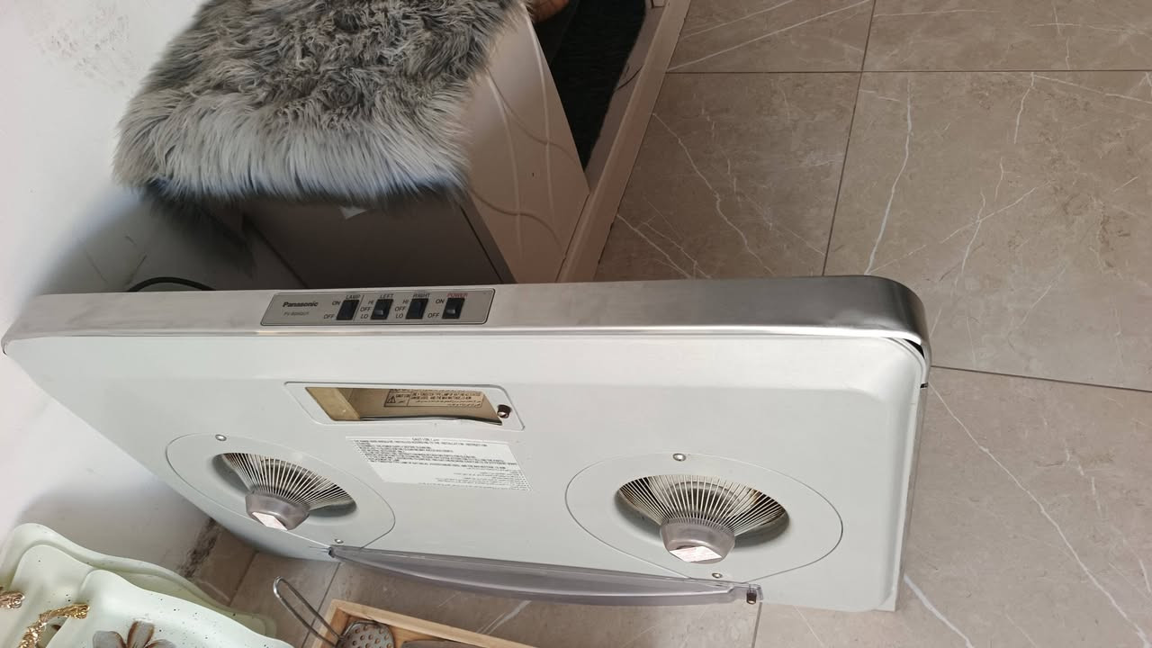 غراض بيت للبيع عنوان بصره بيع مستعجل ***********
