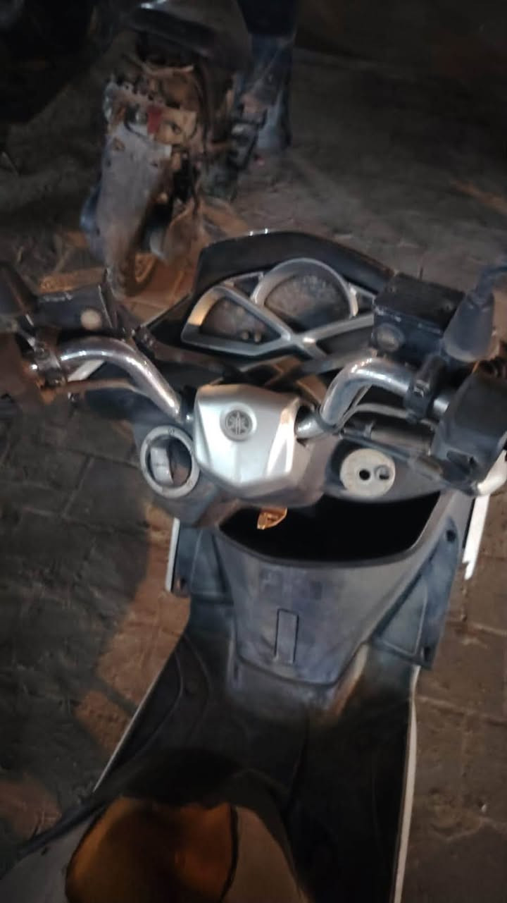 ماجستا اس  رياضي محركها مسحوب منزله رمبه ابيع كوم حيديد الدراجه عوزها تجفيت ومابيها شي الدراجه شغاله كهربائيات وكلشي السعر 350 مكانها مدينه الصدر ***********
