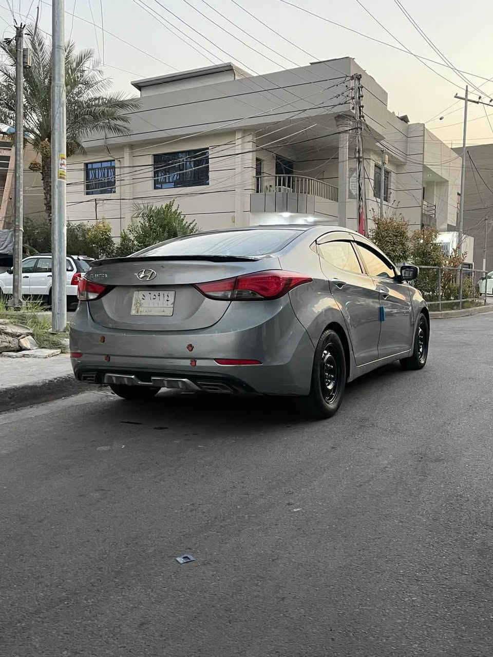 السلام عليكم
النترا 2016 خليجي للبيع
بيها طخه من كدام
وديها هاي الطختين ومرشوشه كلير
السعر 87 
***********
المكان بغداد
