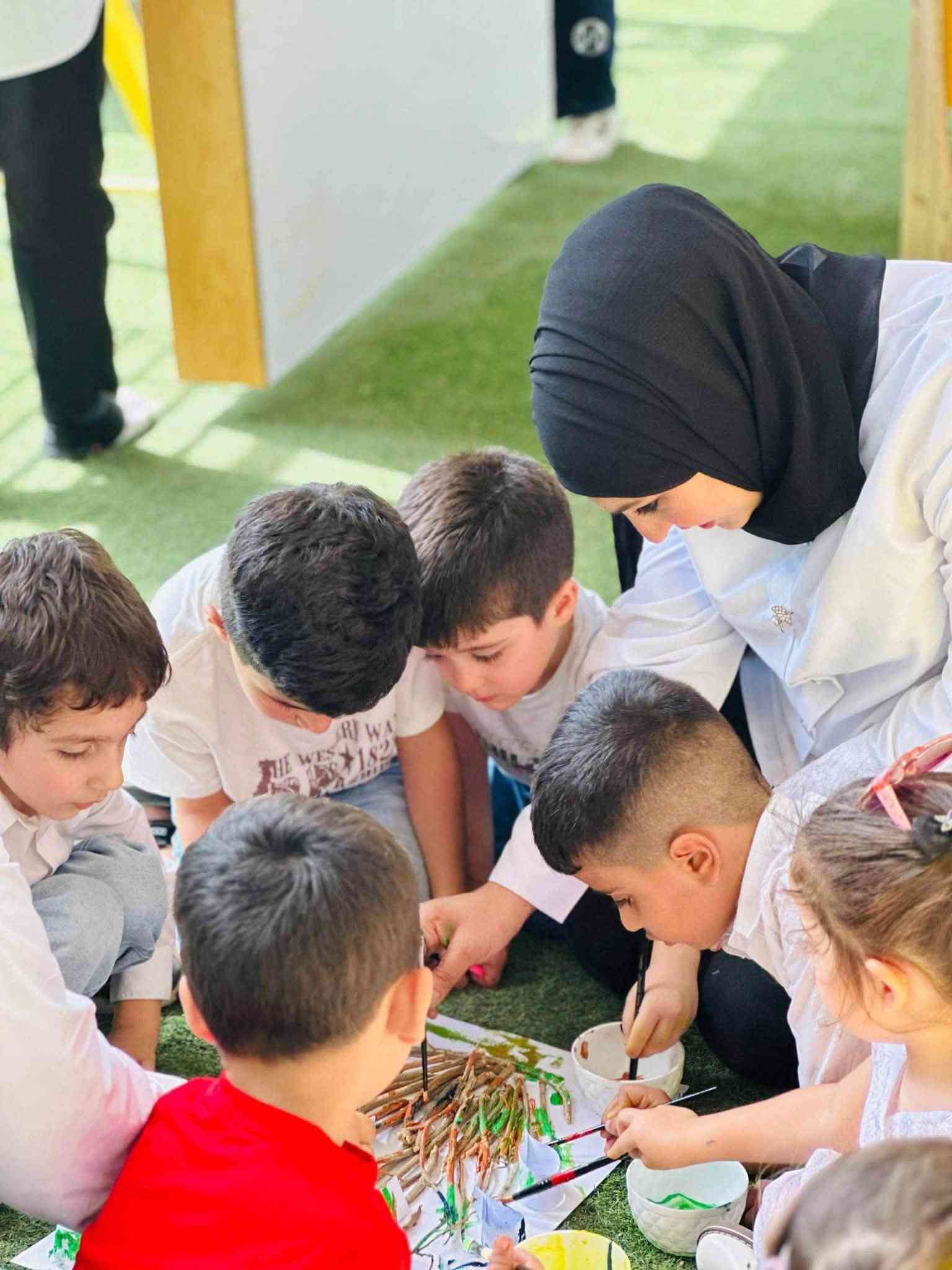 جانب من صور مهرجان الالوان في روضتنا الجميلة 🪻🌷
📍 فرعنا الأول : بغداد – العامرية – نهاية شارع الملجأ – قرب المجلس البلدي
📞 للتواصل والاستفسار: ***********
📍 الفرع الثاني :حي الجهاد - سريع حي العامل - قرب مسبح الرافدين
📞 للاستفسار والتواصل: ***********

📌 تابعونا لتكونوا جزءًا من رحلتنا التربوية، ولتتعرفوا على رؤيتنا ورسالتنا وأهدافنا التي نطمح لتحقيقها معكم.

خطوة طفلك الأولى تبدأ من حلمه الأول 🌱
#روضة_الحلم_الأول #الحلم_الأول #حي_الجهاد
#العامرية
