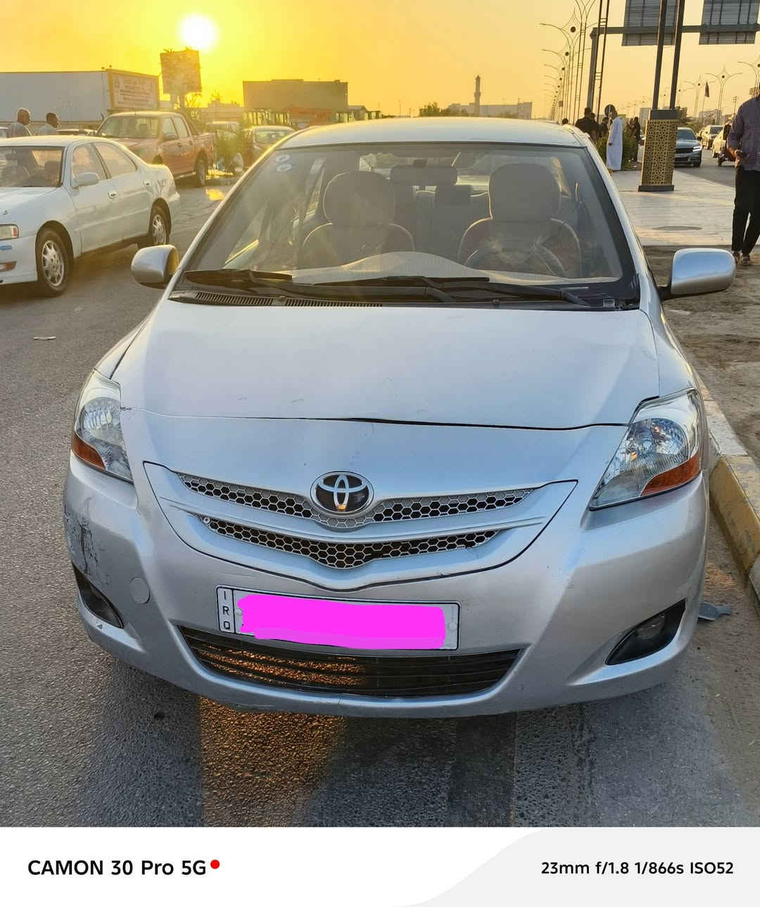 السلام عليكم 
سيارة يارس ٢٠٠٧رقم بغداد هزه جديدة سنوية لغاية 2030 گير ومحرك وحدادية وصدر خير من الله مصبوغة حزام جمالية كهربائيات كلها شغالة تبريد نقص غاز فقط 
السعر 65 
مكان السيارة ذي قار 
الواتساب ***********
