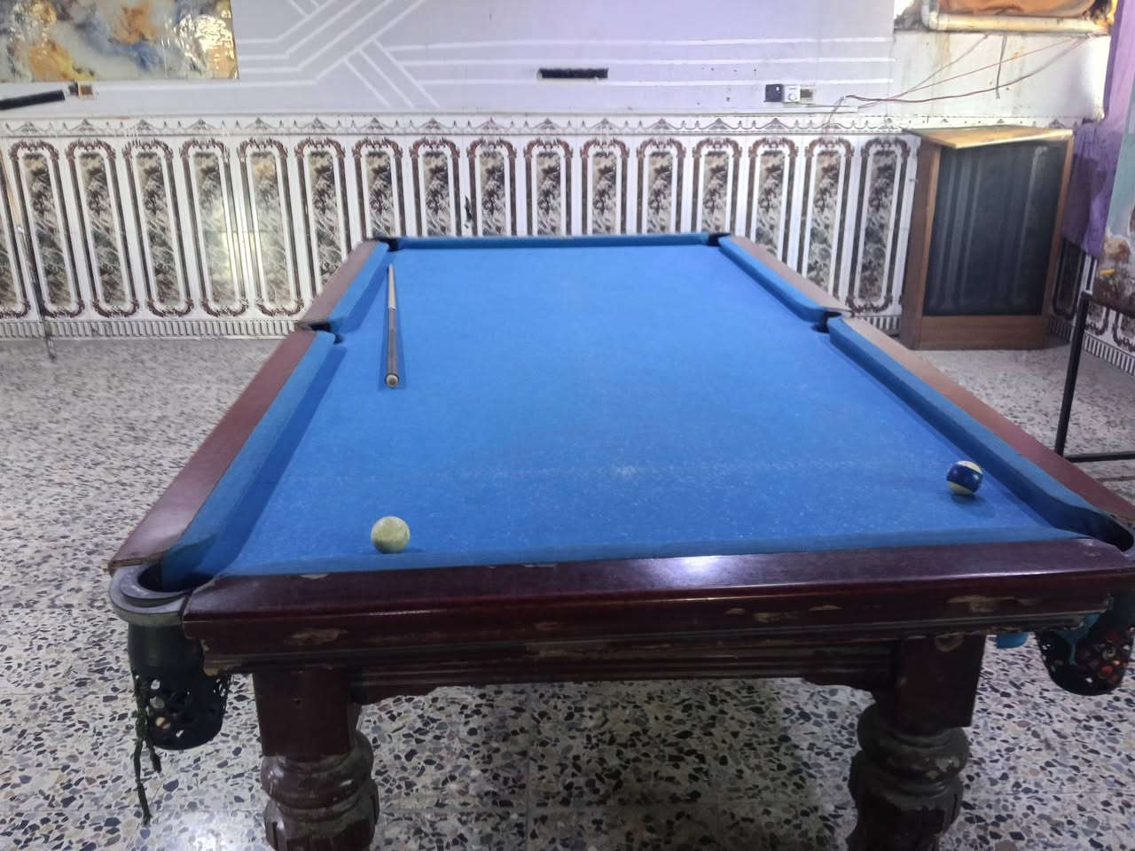 سلام عليكم ميوزه بليارد عدد 2مكان بغداد الدورة ابو دشير السعر الواحد 250 وبي مجال الشراي ***********
