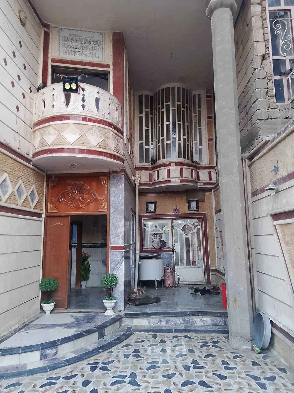 بالمهندسين شارع المدارس • ٢٠٠م • واجهات حجر ومرمر