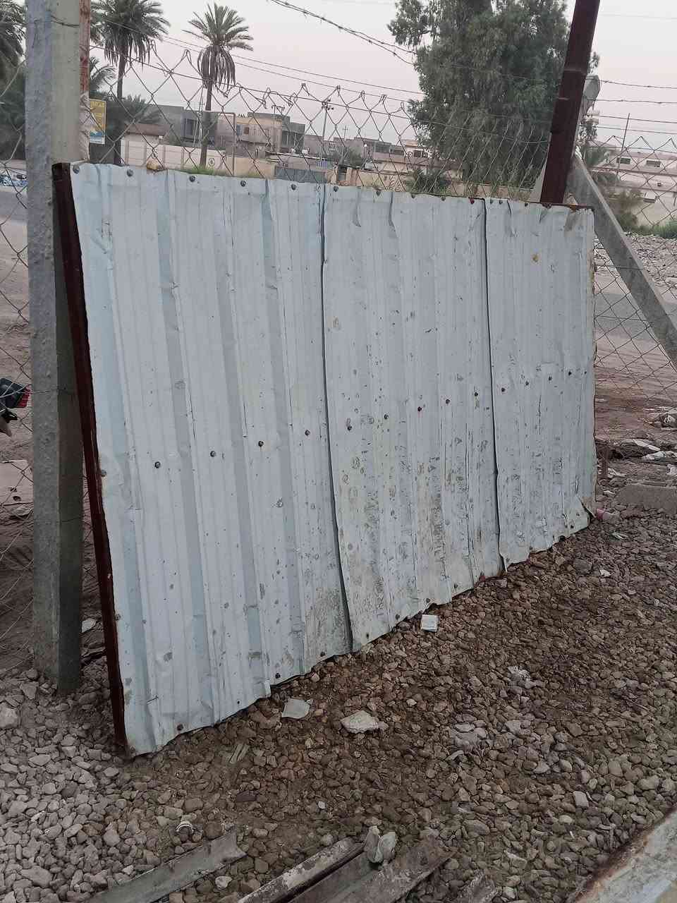 للبيع سقيفه 6×3 + سقيفه ثانيه 3×متر ونص مكان الشاميه لتواصل ***********
