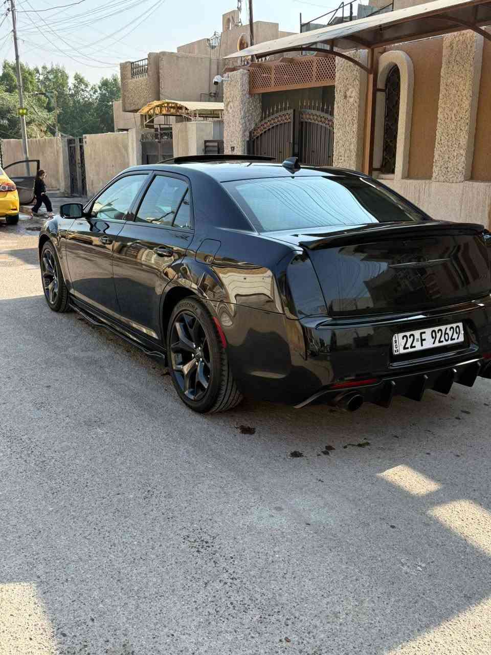 السلام عليكم
النوع : كرايسلر اوباما  S300
الموديل:2022
رقم اربيل الدولي بيهه كتاب تضليل صارله شهرين صادر
 السياره وارد أمريكي بيهه بس بنيد صبغ بدون دواخل
٦ سلندر 

المواصفات : 
كراسي جلد 
كشنات تحكم 
كشنات تدفئه 
تبريد قطعتين 
شفتات ستيرن 
تحكمات ستيرن 
تشغيل عن بعد 
شاشه جبيره تدعم تدعم نضام الخرائط 
وباقي مواصفات  المعروفة
السياره صدر  كير مكينه كله كفاله  
مكان السياره بغداد الدورة 
السعر ٢٧٠ ورقه 
مكان السياره بغداد الدورة 
للاتصال ***********
