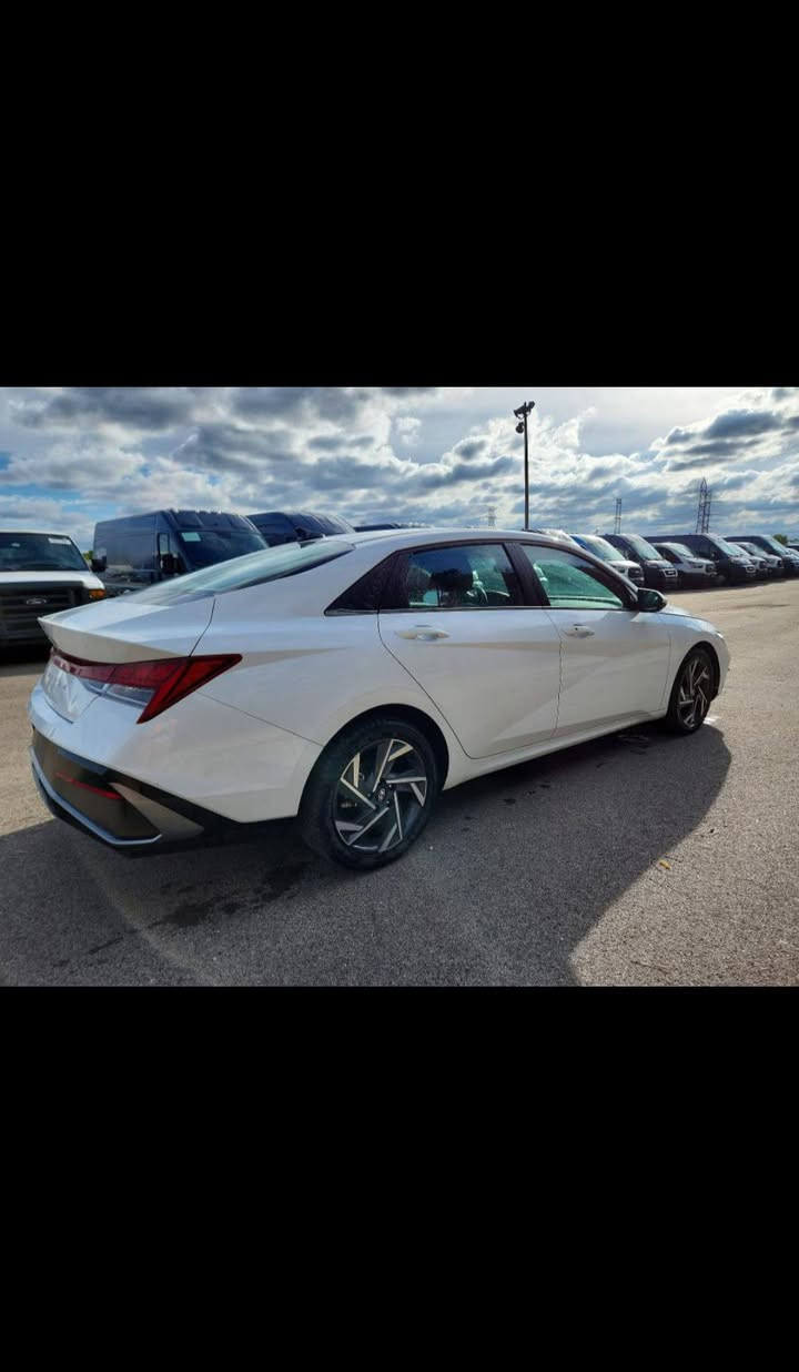 🚘 متوفر للمزايدة والاستيراد 🇺🇸
🔹 السيارة: [2025  HYUNDAI ELANTRA SEL]
🔹 سنة الصنع: [2025]
🔹 نوع الحادث: [عطل ميكانيكي]
🔹 الممشى: [37,927 mi]
🔹 الحالة: Run and Drive
🔹 المواصفات: [ فول]
🗓 تاريخ المزاد: [2026/9/28]
⏰ وقت المزاد: [07:00 PM]
📍السيارة ضمن مزادات أمريكا
✅ فحص كامل قبل الشراء
✅ توفير صور وتفاصيل دقيقة
✅ شحن واستيراد للعراق
✅ متابعة كاملة من المزايدة للتسليم
📞 للحجز والاستفسار على الارقام التاليه ***********/***********
🔥 مزاد الغراوي لاستيراد السيارات
⚜️ “اختيارك الأفضل لسيارات المزادات الأمريكية والخليجية — جودة، سعر، ومتابعة مضمونة”
