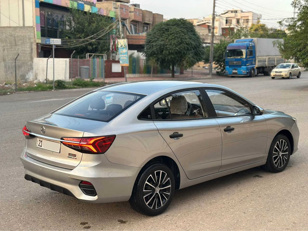 Mg 5 2025 شکڵ گۆڕاو 

ئێمجی ٥ مۆدێل ٢٠٢٥
مواسەفات بەسمە
ئاوێنە ئیشارەت
تەحدید سورعە
دەرگا بەسمە
سیستەمی SOS 🆘 
بلاجکتۆر
سیستەمی کارپلەی 
بڕێک بەسمە
ئۆتۆ هۆڵد
شاشە و حاسەی پێش و دوا
١٣،٠٠٠ کیلۆ مەتر ڕۆشتووە
هەردوو بەسمەی ماوە
هیچی پێوە نییە ١١٣ مەجالێکی کەم السليمانية, العراق
