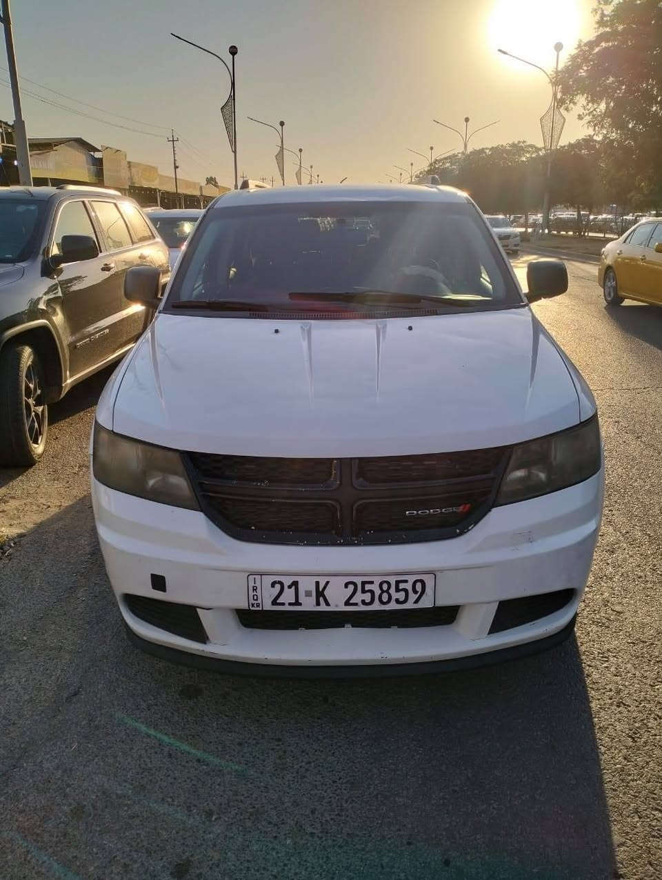 جورني 2018
 ابيض 
محرك 4سلندر
2400
سنوية جديد لغاية 2030
تبديل كازكيت فقط
3قطع امامي تبديل بدون دواخل بخ قليل بالباب بدون معجون
بيها رصعات قليل
بيها كابون بانزين 
مكان كركوك 
السعر 105
بيها مجال بسيط 
***********
