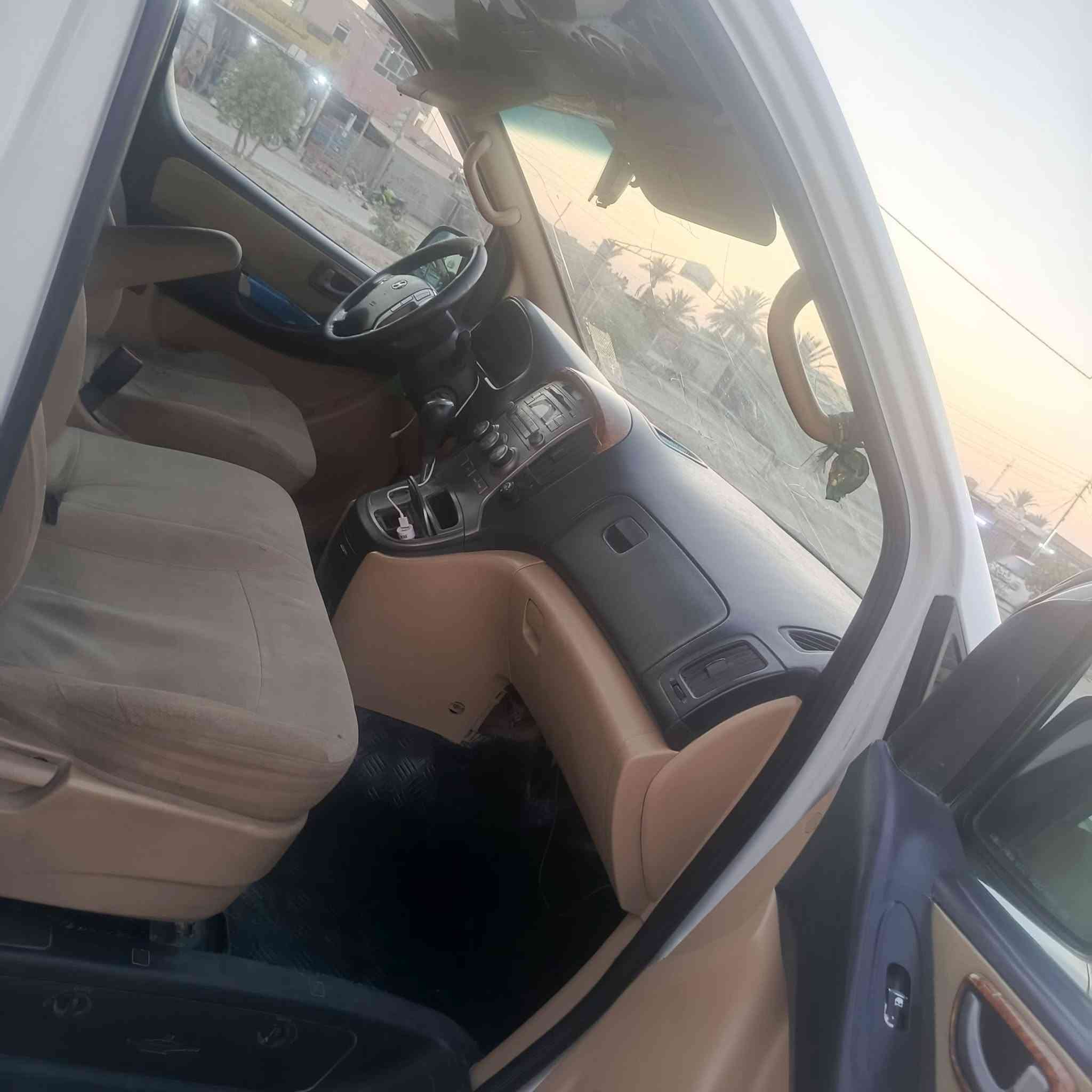 سلام عليكم ستاركس محوره مسكر 12 قبق اسود تبريد حداديه فول رقم كربلاء بيه جاملغ امامي  السايق او شبر من باب الصدر بدون دواخل موديل 2015  السعر 180 او بيه مجال رقم *********** مكان بابل قضاء القاسم
