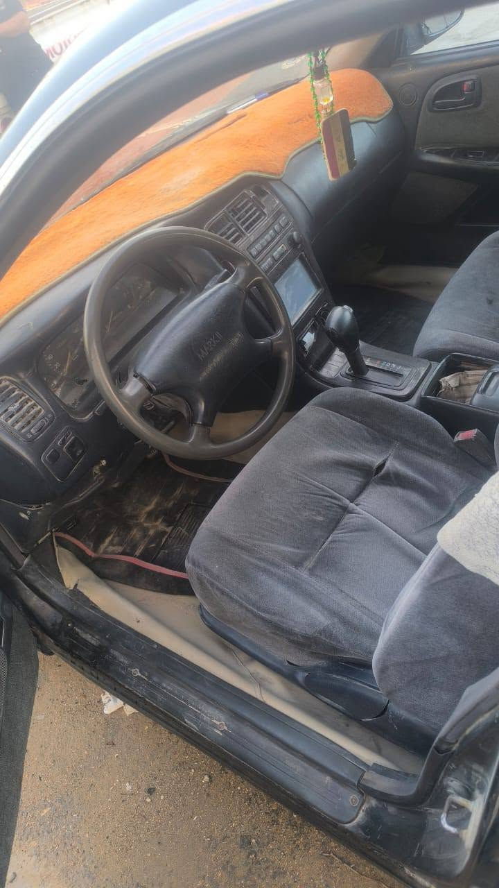 بسمي مكفولة كص ونقل وضربه محرك 2ونص جديد كير جديد تبريد شرط شغال بس راديتر نزرفت 
سعر 45
***********
