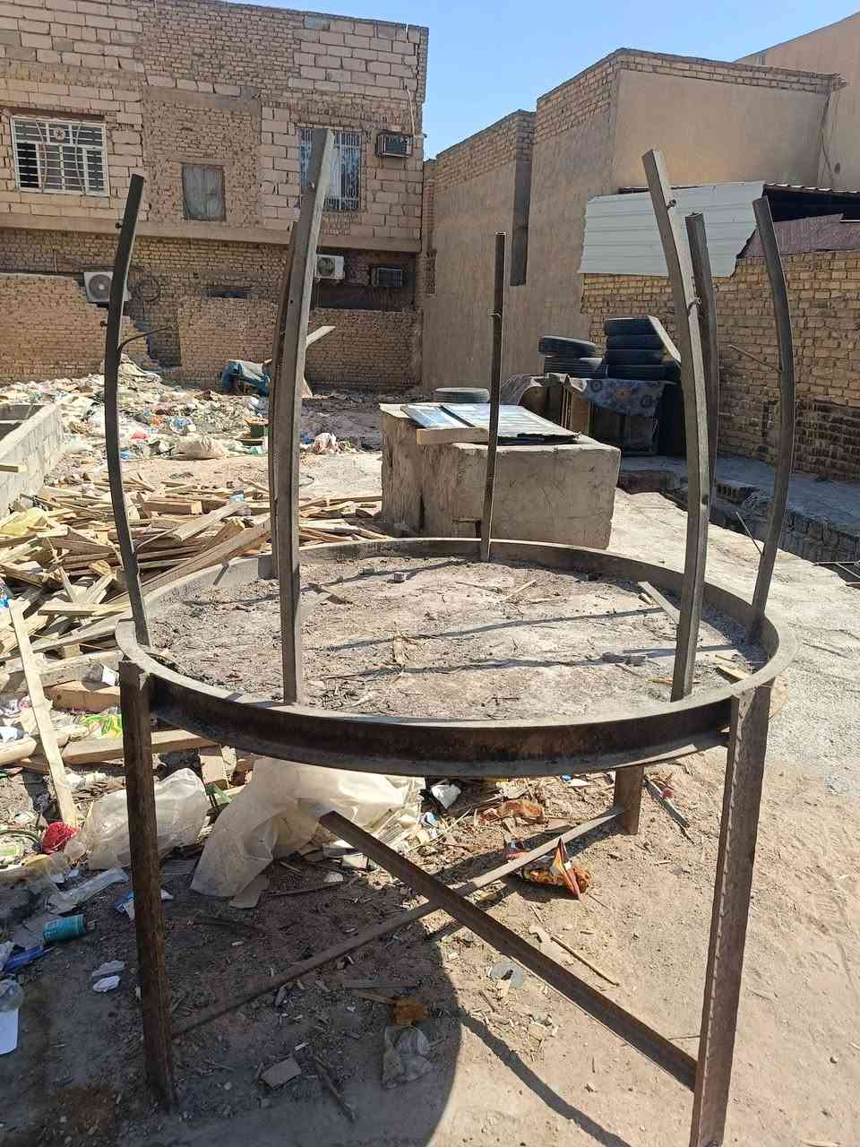 سلام عليكم غراض للبيع البراد بعده جديد مكاني كربلاء 

***********
