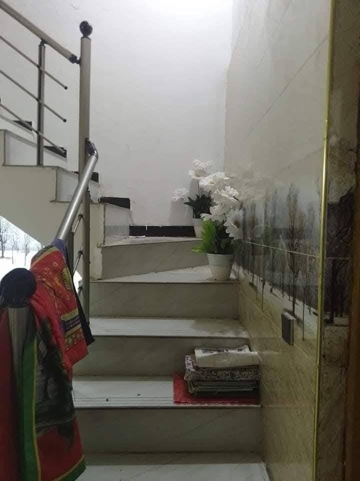للبيع بيت 🏡 طابو صرف فى #الشرطه_الخامسه قرب جامع 🕌 معاذ بن جبل #مساحته١٠٠م واجهه خمسه يحتوي على مدخلين #غرفتين_نوم وصاله ومطبخ #حاربارد وصحيات عدد #اثنين البيت نظيف جدا للإستفسار اتصال 🤙 على #الواتساب على الرقم ***********
#الجميع
