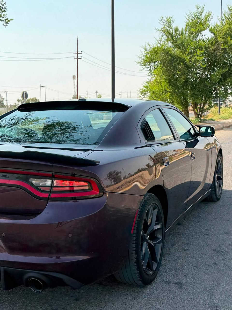 Dodge Charger model 2021

دودج جارجر موديل 2021
         فئه SXT
اللون  : بنفسجي
حجم المكينة  :3600
حجم الإطار 20انج 
كامره خلفيه 
حساسات خلفيه 
رقم أربيل 
باسمي
هزه وفحص جديد 

الحادث . البنيد كلير امريكا فقط بدون حادث سياره بحالة الوكاله بدون دواخل 
                         عداد المسافه 35000ml
      السياره مال بيت ما مشتغله خط ولا طالعه طرق بعيده 
                     عنوان السياره (كركوك) 

السعر 240
للاستفسار 
     
***********
ملاحضه : صور الحادثه مرفقه بالمنشور،.
