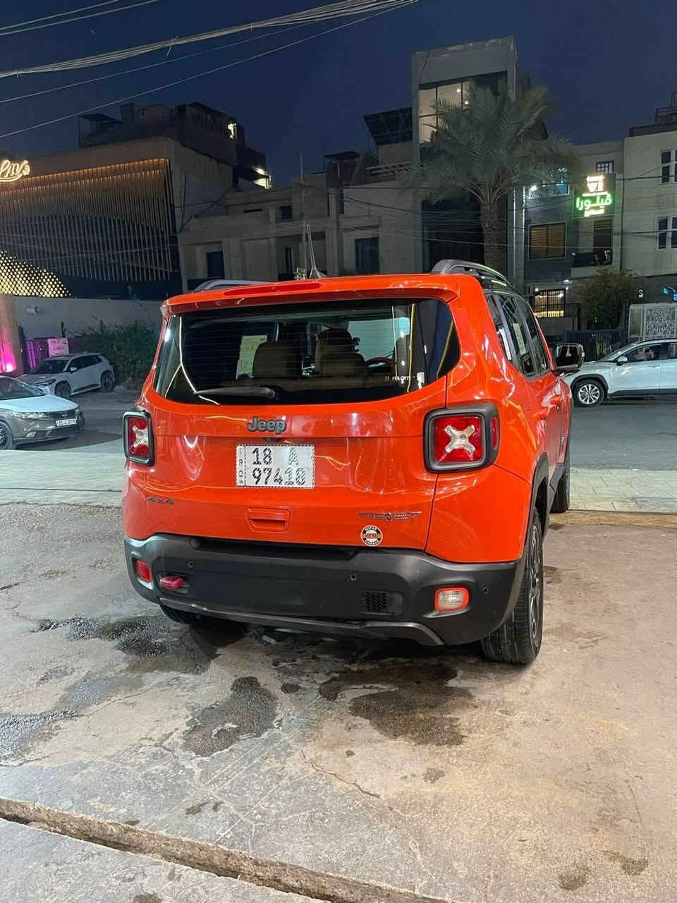 جيب رنكيد 2018
محرك 2400
بصمه 
تحكم استيرن
شاشه
كاميرا خلفيه
رقمها بابل الدولي يتحول اي مكان
للمعلومات السيارة بيها كازكيت متأثر عليها
السعر 100
للتواصل ***********
