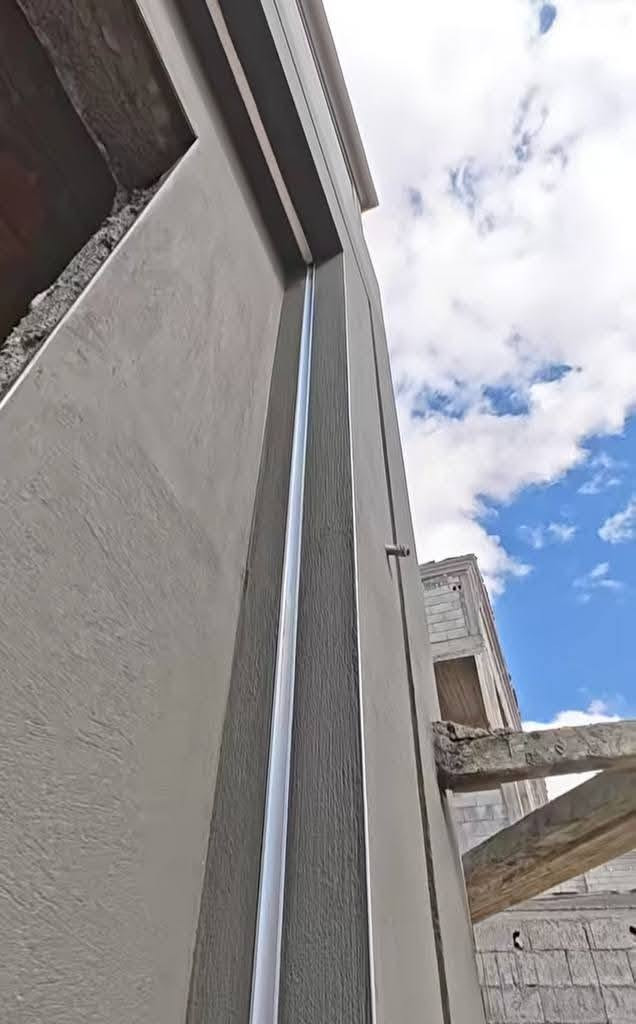 اسلام عليكم ورحمه الله 
 لباخ مصري متفرغ خشن ناعم طلس فوم شغل هندسي درجه   أوله جوده في العمل مكان بغداد*********** الرقم بي وتس

