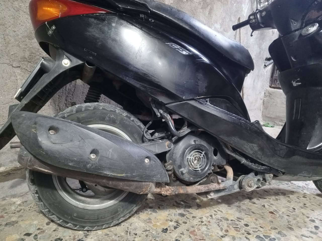 دراجة بريز للبيع نضيفة تجي تكلب و تفحص وتشوف مال بيت الدراجة سعر 350 وبيهة مجال راسلني واتساب و تدلل
***********
بغداد العبيدي
