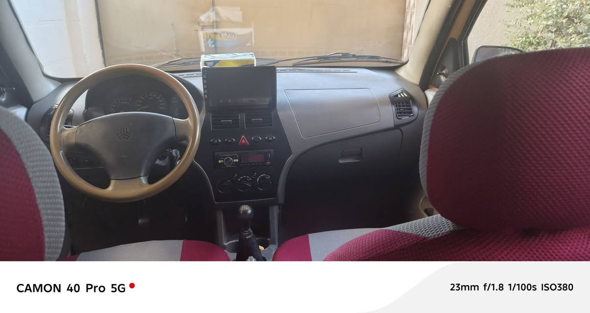 السلام عليكم
طيبه موديل ٢٠١٦ 
باسمي رقم انكليزي هزه جديده قبل شهر ورقم وسنويه 
مصفره هيئه وغرامه 
مكينه وكير مكفولات 
تايرات ٢ جديد امامي وباتري جديد 
دوشمه داخليه جديده 
صدر خلفي جديد كامل وامامي قبل فتره بدلته
سياره صارلهه ٣ سنوات عندي ما مشتغله تكسي مال بيت
سعرهه ٣٥ ورقه وبيهه مجال قليل كلش 
***********
