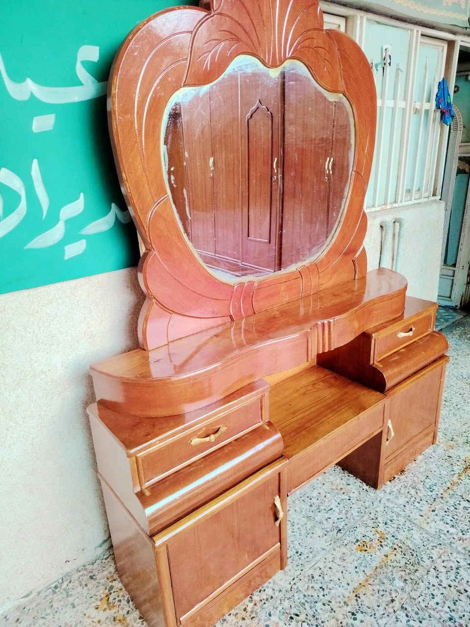 غرفة اخشاب • شغل الحلة • ٥ بيبان