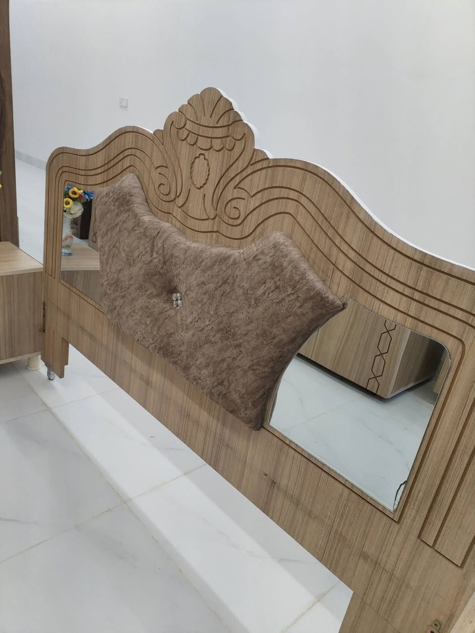 غرفه فصال 6قطع ويا دوشك للستفسار ***********
