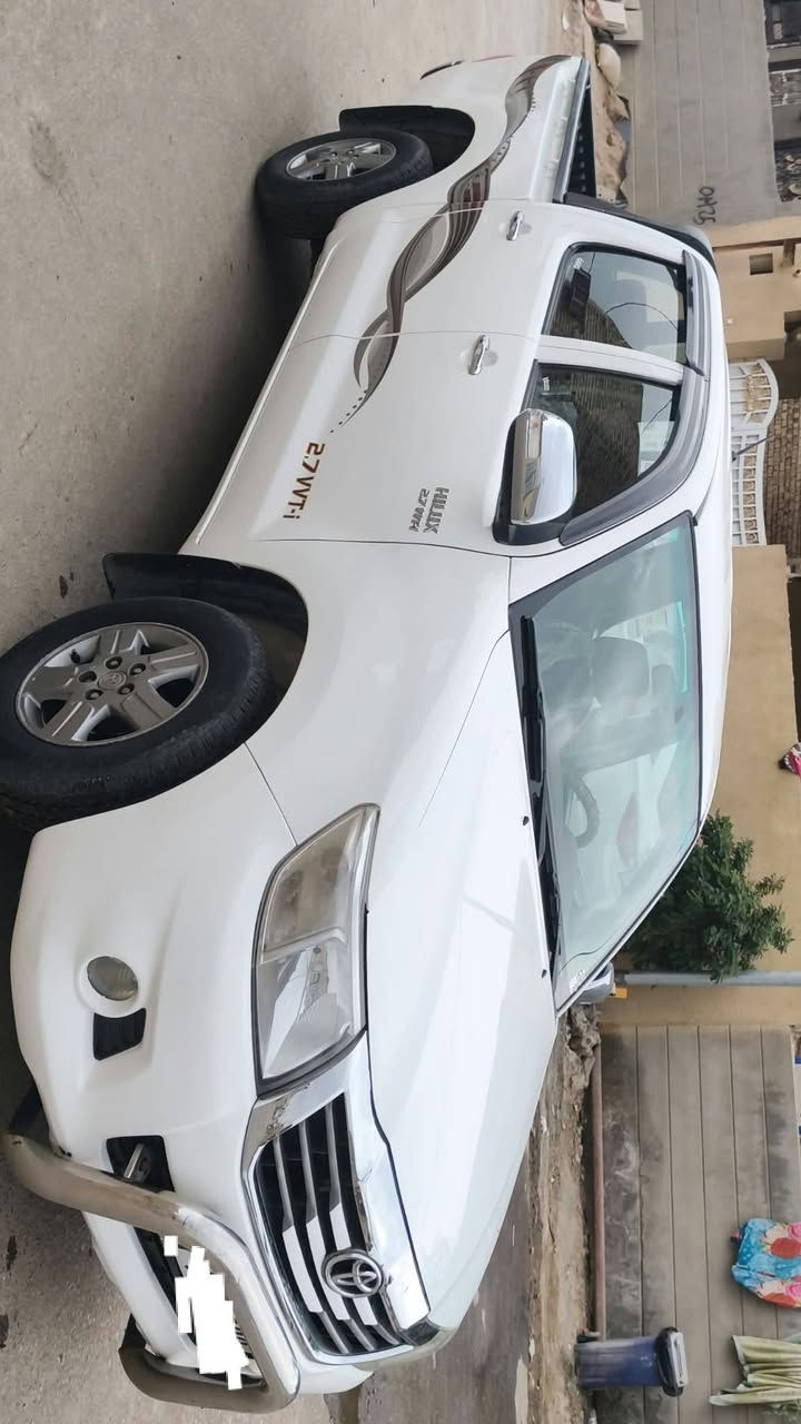 هايلوكس • ٢٠١٣ • رقم مثنى