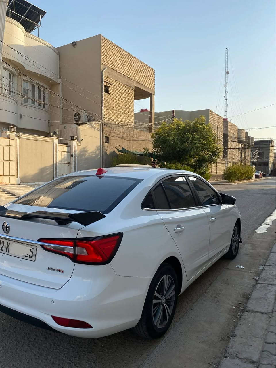 MG5

موديل 2023 اعلى فئة (LUX) فول مواصفات 

 بصمة تشغيل بيبان بصمه وتحكم ستيرن وشاشة 4 كامرات كشنات جلد كهرباء تدفئة

فتحة سقف هاندبريك دكمه مري شفط بعد هواية مميزات …

ماشية (33 الف كيلو متر ) مكفوله فقط بيها بارد بسيط 

 رقم اربيل دولي  

                                                                     مكاني النجف قرب كراج بغداد رقمي ***********

السعر 102 وبيها مجال 

رجاءا الي متعجبه يعبر المنشور ولا تقارن بالعميه وبالماشيه هواي سياره جديده النجف, العراق
