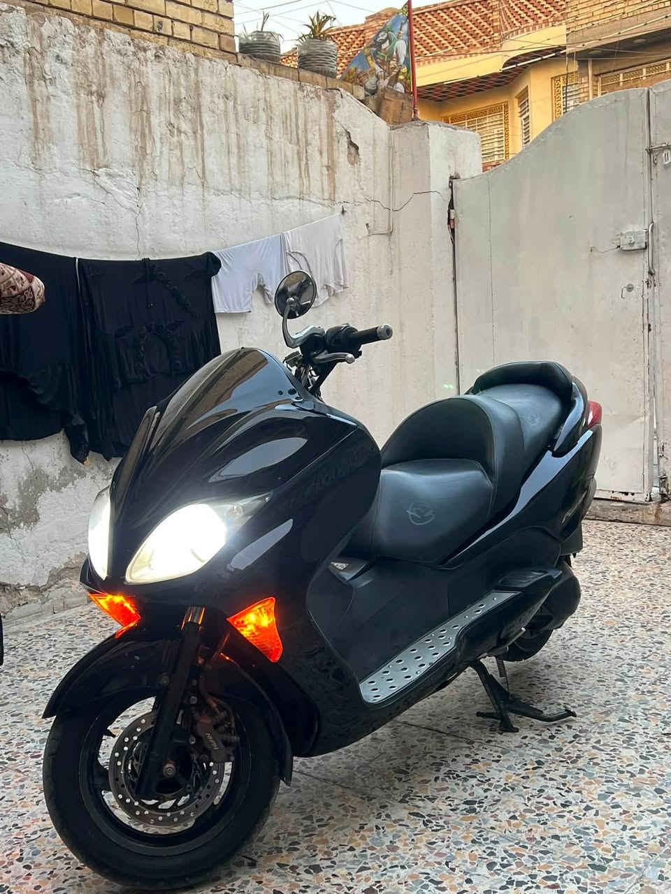 فورزه بصمه 0️⃣ 8️⃣ للبيع
دراجه جاهزه ونظيفه مابيهه نقص
شلعه ومعدل كهربائيات كلهه شغاله 
مكاني بغداد *********** 
السعر. مليون وميتين
