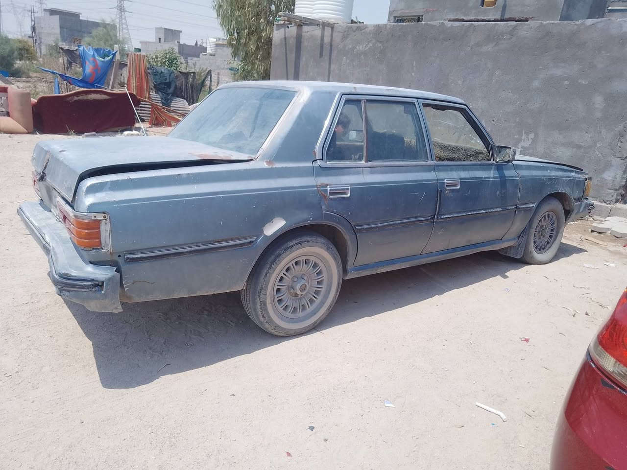 سوبر للبيع والمراوس سيارة ترايك من لبصره للموصل مال شغل مو مال كشخه محرك وكير وحداده خير من الله ***********سعر10ورقات وبلعمله لعراقيه مليون ونص مكاني زبير
