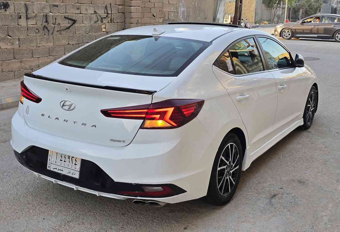السلام عليكم
هونداي النترا  موديل 2020 وارد امريكي كفاله عامه من كلشي صور امريكا مرفقه مع
 المنشور سبورت رقم ذي قار معوقين بعده اله 5 أشهر تصير حره 
محرك 1600 تيربو المرغوب 
فول مواصفات 
ثلاث أنظمة قيادة 
أشاير مري 
تحكمات ستيرن
تحديد مسار 
كشنات جلد 
فتحة سقف 
حساسات 
كفاله كير محرك تبريد
الضرر الدعامية الخلفية والباقي كفاله عامه السونار مرفق مع الصور  للاتصال  ( *********** )  السعر  ( 120 )
