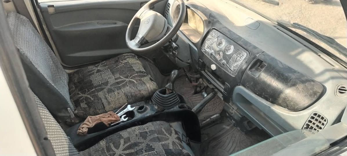 سلام وعليكم سياره للبيع هيفي موديل ٢٠٠٧ كير محرك اكسل شاصي بيه تصليح كهربائيات كله شغاله السعر ١٧ وبيه مجال ////ملاحضه لاتدخل خاص اني مكلف بل نشر ***********
