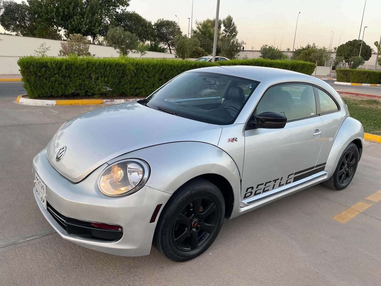 فوكسواكن بيتل موديل ٢٠١٣كير عادي مكينه ٢نيو سياره كي جوان و بي مسروفه بشرتي هه موو شت ده يفروشم رقم هه وليره تحويل وكاله بشرت سعري ٦٣ورقه و مجال *********** ٦بارجه صبوغه به حيزام ده يفروشم أربيل, العراق
