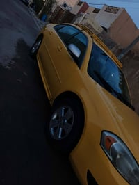 للبيع امبالا 2009 سياره نضيفه كلش مكينه وكير جدد تبريد ثلج رقم انكليزي...