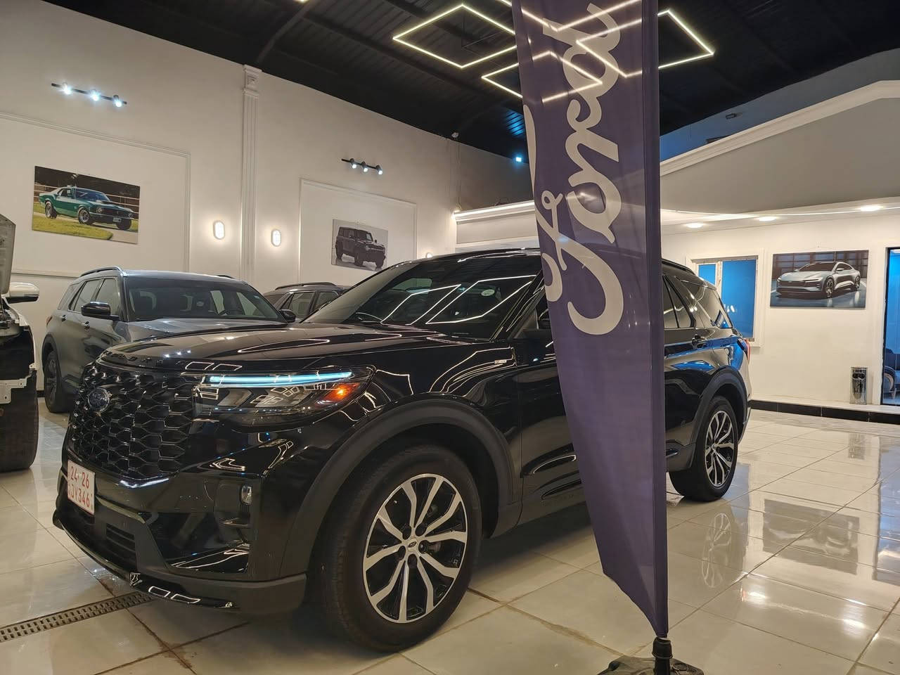 𝐏𝐋𝐀𝐓𝐈𝐍𝐔𝐌 𝐂𝐀𝐑𝐒 𝐂𝐎𝐌𝐏𝐀𝐍𝐘
سامراء شارع كراج بغداد قرب فلكة العلوة 
 𝐅𝐎𝐑𝐃 𝐄𝐗𝐏𝐋𝐎𝐑𝐄𝐑 2025
🪩 الفئة : ST LINE 
🪩 الموديل : 2025
🪩 المسافة المقطوعة : 2000mile 
🪩 اللون : اسود
🪩 حجم محرك :: 4 سلندر حجم 2300 توربو
🪩 كافة الايرباكات سليمة 100‎%‎
🪩 الضرر : تبديل قبق جنطة بلادي بدون صبغ
🪩 اللوحات :  كاتي تترقم شمالي فقط 
🪩 المواصفات
▪️بصمة تشغيل 
▪️دخول ذكي 
▪️تشغيل عن بعد 
▪️كشافات ضباب 
▪️كود قفل الباب 
▪️كامرات 360°
▪️رادار 360°
▪️ مرايا قابلة للطي كهربائيا
▪️ نظام دفع ثنائي
▪️ صندوق شفط كهربائي
▪️ تحذير تصادم 
▪️ اوتو بارك
▪️ شاحن هاتف وايرلس ( لاسلكي )
▪️ شفتات استيرن
▪️ استيرن تدفئة 
▪️ كشنات جلد
▪️ كشنات تدفئة
▪️ سستم سماعات Bang&Olufsen 
▪️ هاند بريك بصمة
▪️ اوتو ستارت Auto Start
▪️ اوتو ستوب Auto Stop
▪️ شاشة لمس كبيرة شكل جديد
▪️ شاشة دشبول ديجيتال
▪️ حساسات امامية+خلفية
▪️ ويل حجم 20 شكل جديد
▪️ نظام الملاحة والخرائط (Navigation)
▪️ مانع انزلاق+ABS 
▪️ كشن متصل    
                
 🪩 طلب السعر بالتعليقات

