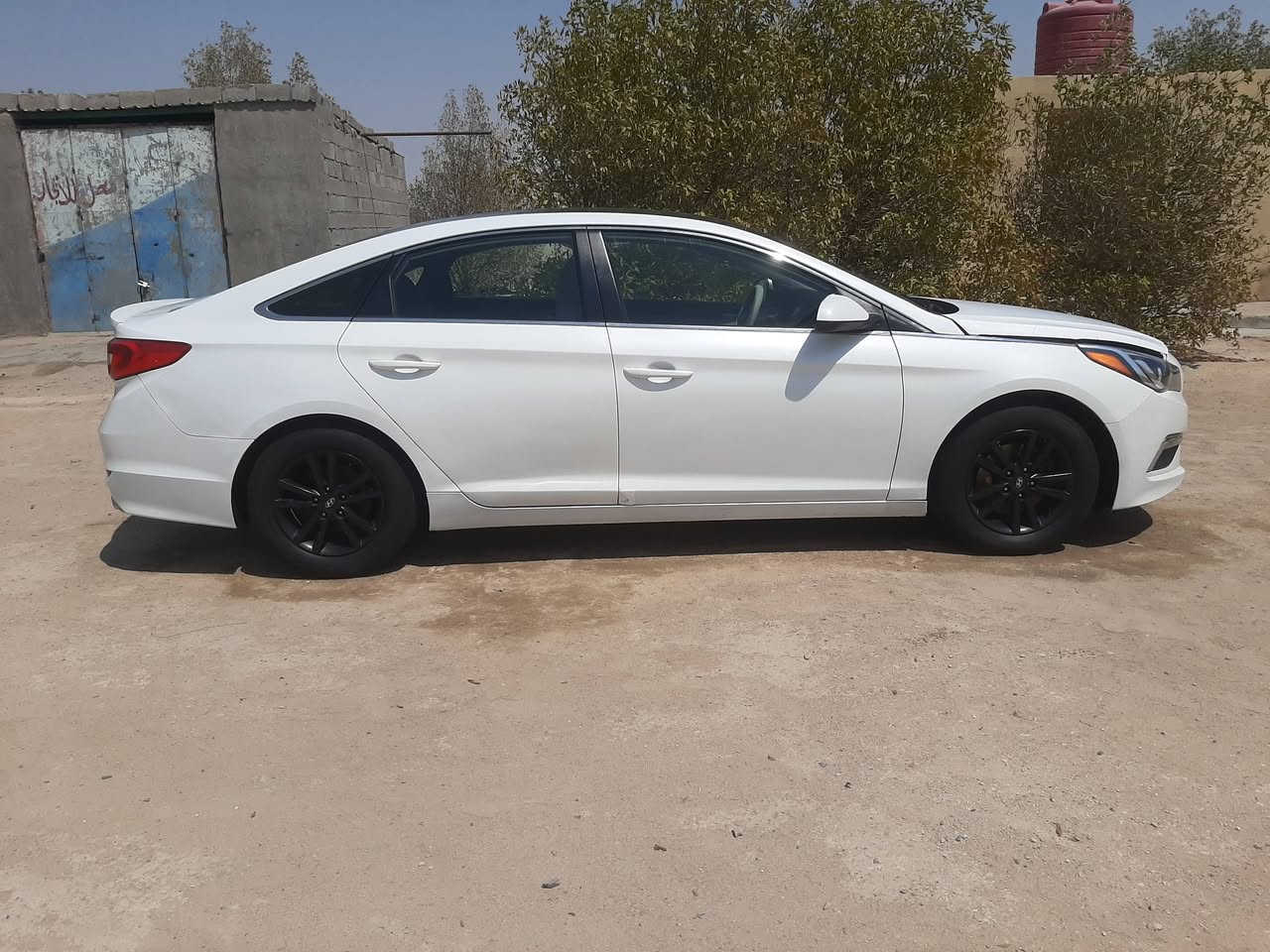 سوناتا ٢٠١٦ 

وارد امريكي امريكي حادث جاملغ وبنيد وهنا بالعراق قطعتين صبغ...
 رقم مثنى سنوية بأسمي سيارة مسويلهة ادامة كاملة من حدادة ومشط ستيرن وتخم تواير وباتري وتصفير فلنجات وتبديل تخم بوربنات وتبديل دسكات وجامة أمامية وجام اللايت وشوتة سيارة إستخدام شخصي ومعتني بيهة مكاني بصرة الزبير 
***********

السعر 110 وبيهة مجال حك الجية
