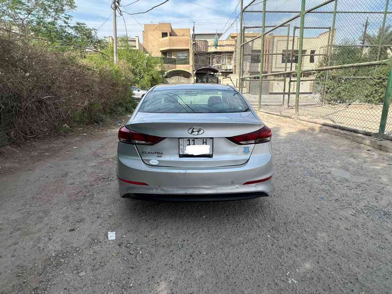 السلام وعليكم النترا 2018 وارد امريكي
حادثها سطحي بنيد فقط صور الحادث مرفقة بالمنشور  ماشية 120 ميل
السيارة بسمي رقم جديد هزة جديدة سنوية جديدة كير مكينة مكفولات لغد شاصي نضاف مواصفاتها شاشة  تحكم ستيرن جهتين 3 وضعيات قيادة وباقي المواصفات المعروفة السيارة صدر امامي خلفي نضيف تبريد + تدفئة السيارة استعمالي مكاني بغداد السعر 110 وبيها مجال  للاستفسار ‭***********‬ ابو احمد
