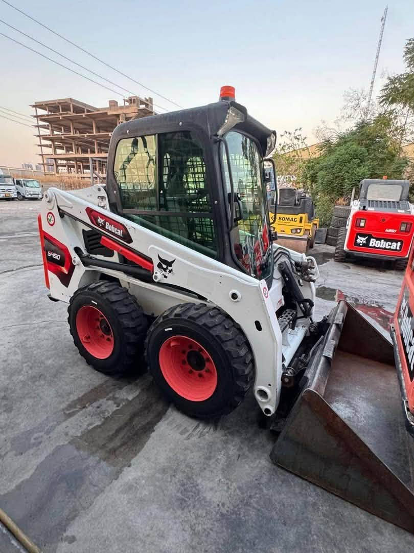 🚜🔥 بوبكات S450 للبيع – فرصة مميزة
🔹 الموديل: 2017
🔹 أصلي
🔹 الشفل مكفول
🔹 كفالة عامة
🔹 حالة ممتازة وجاهز للعمل

💰 السعر: 225 ورقة

📍 الموقع: أربيل – كردستان العراق

📲 واتساب: ***********

🔥 للجادين فقط، أهلاً وسهلاً بالجميع
