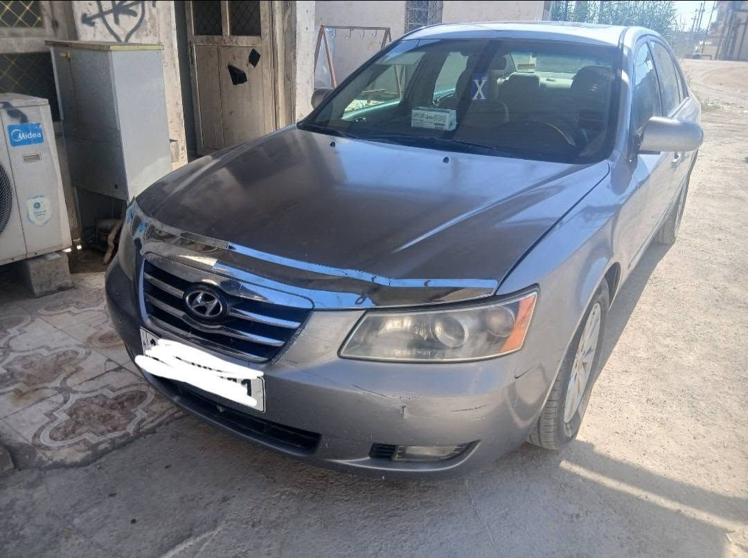 السلام عليكم للبيع سوناتا موديل ٢٠٠٦ رقم بغداد دولي بسمي سنويه وهزه جديده بشرط التحويل مكينه  ٦ سلندر مكينه وكير مكفولات السياره صبغ حزام السيار مكان سياره ديالى  للستفسار خاص او عل رقم  ///***********
